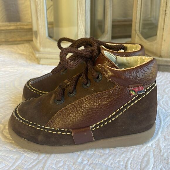 POOHLIN Brown Suede Walkers - 23 - Picture 1 of 10